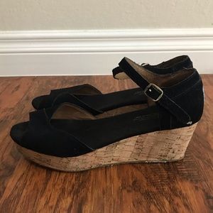 TOMS- Black Suede Wedges
